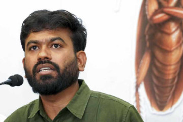 ‘Imagine If Manmohan Singh Had Banned Facebook!’ Cockroach Janta Party Founder Questions PM Modi’s Instagram Crackdown