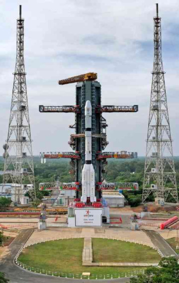 Not ISRO Scheduling a Midnight Rocket Launch While We Pretend to Sleep 🚀🌙